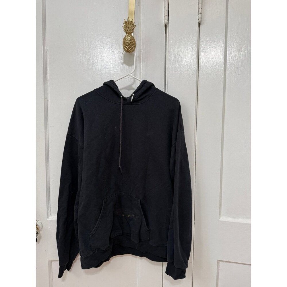 Fruit of the loom men’s size X – large black hoodie